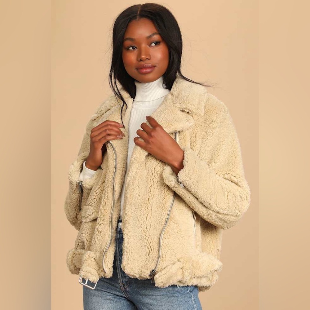Free People So Cozy Beige Faux Fur Slouchy Moto Jacket
Medium - Picture 3 of 9